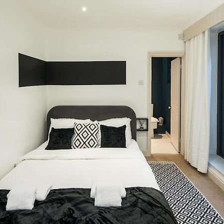 Superb Retreat Central Next Tube Apartment London Bagian luar foto
