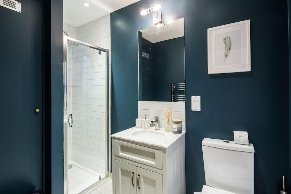 Superb Retreat Central Next Tube Apartment London Bagian luar foto