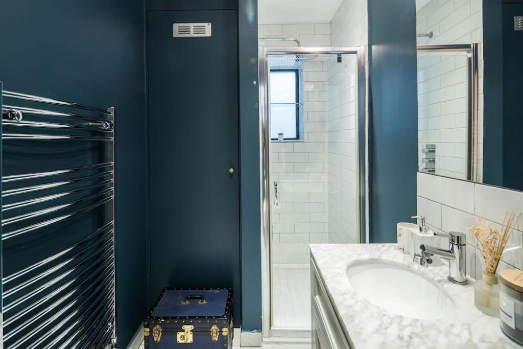 Superb Retreat Central Next Tube Apartment London Bagian luar foto