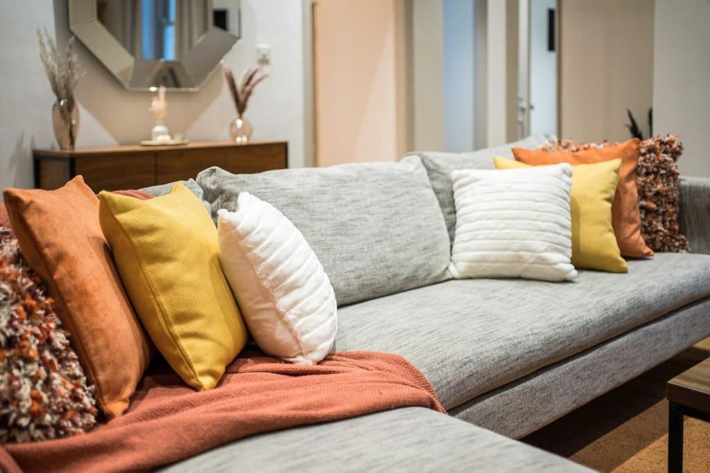 Superb Retreat Central Next Tube Apartment London Bagian luar foto